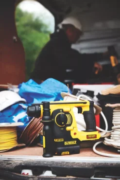 DeWalt DCH253N-XJ 3.1kg 18V Li-Ion XR Cordless SDS Plus Drill - Bare -Tool Shop 2268G A4