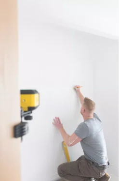 Stanley Cubix STHT77499-1 Green Self-Levelling Cross-Line Laser -Tool Shop 393KJ A2