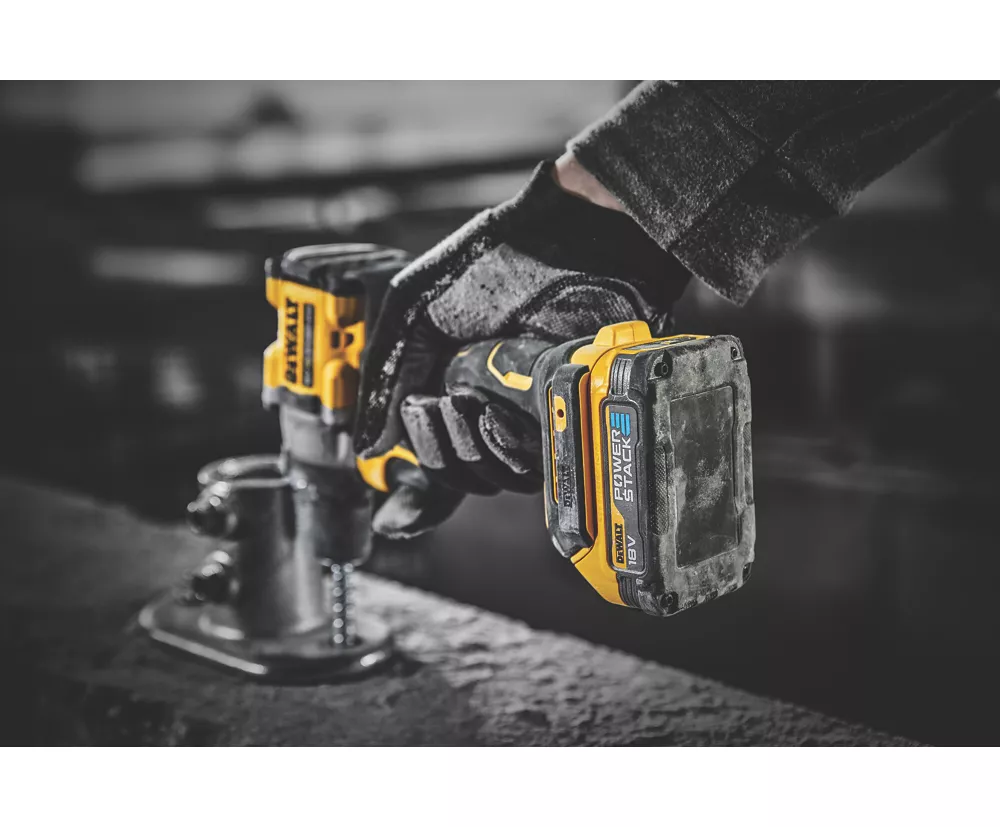 DeWalt DCBP034-XJ 18V 1.7Ah Li-Ion PowerStack Battery 7 DeWalt DCBP034-XJ 18V 1.7Ah Li-Ion PowerStack Battery - Image 7