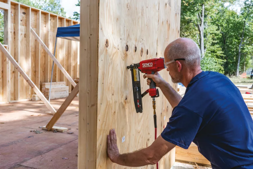 Senco NS20XP 50.8mm Heavy Duty Wire Air Stapler 4 Senco NS20XP 50.8mm Heavy Duty Wire Air Stapler - Image 4