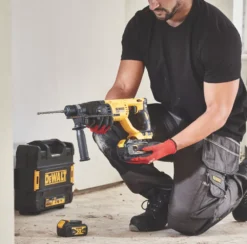 DeWalt DCH033 3kg 18V 2 X 4.0Ah Li-Ion XR Brushless Cordless SDS Plus Drill -Tool Shop 675FJ A5