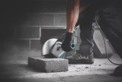 Erbauer EAG2200 2200W 9" Electric Angle Grinder 240V -Tool Shop 805FV A4