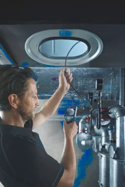 Bosch GIC 120 C Professional Cordless Inspection Camera & L-Boxx With 3 1/2" Colour Screen -Tool Shop 8213K A3