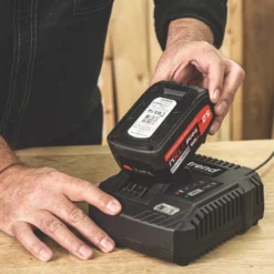 Trend T18S/CH6A 18V Li-Ion TXLi 6Ah Fast Charger -Tool Shop 936VV A2