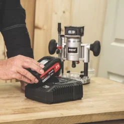 Trend T18S/CH6A 18V Li-Ion TXLi 6Ah Fast Charger -Tool Shop 936VV A3